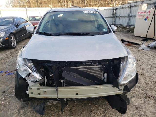 Photo 4 VIN: 3N1CN7AP3KL828457 - NISSAN VERSA 