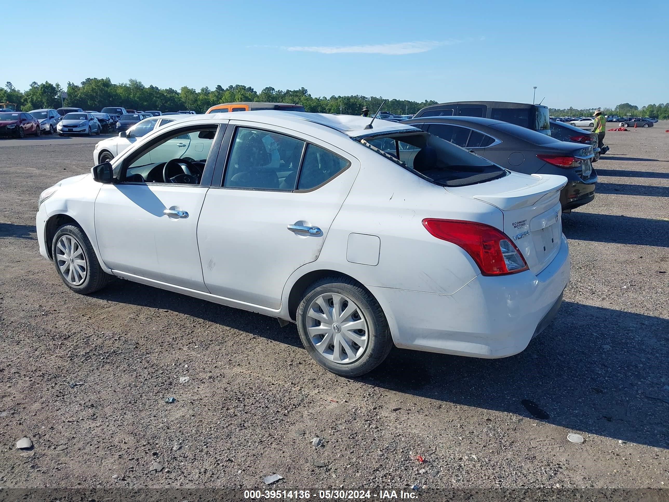 Photo 2 VIN: 3N1CN7AP3KL849874 - NISSAN VERSA 