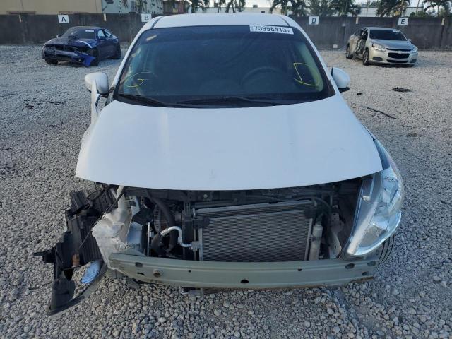 Photo 4 VIN: 3N1CN7AP3KL851317 - NISSAN VERSA 