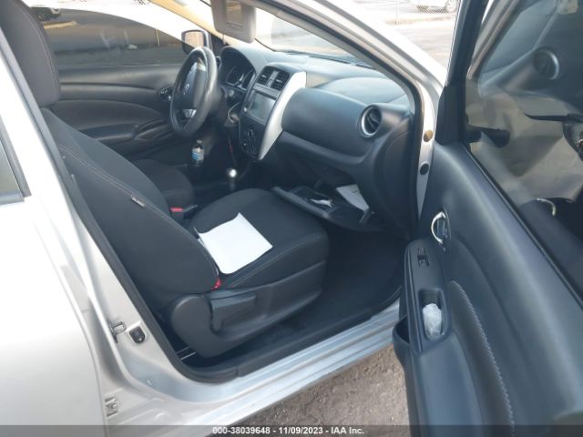 Photo 4 VIN: 3N1CN7AP3KL852581 - NISSAN VERSA 