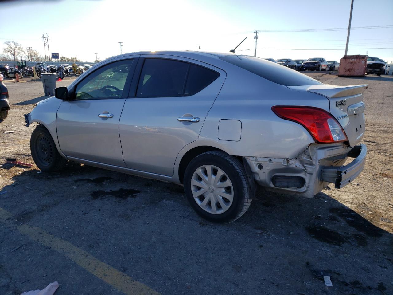 Photo 1 VIN: 3N1CN7AP3KL861104 - NISSAN VERSA 