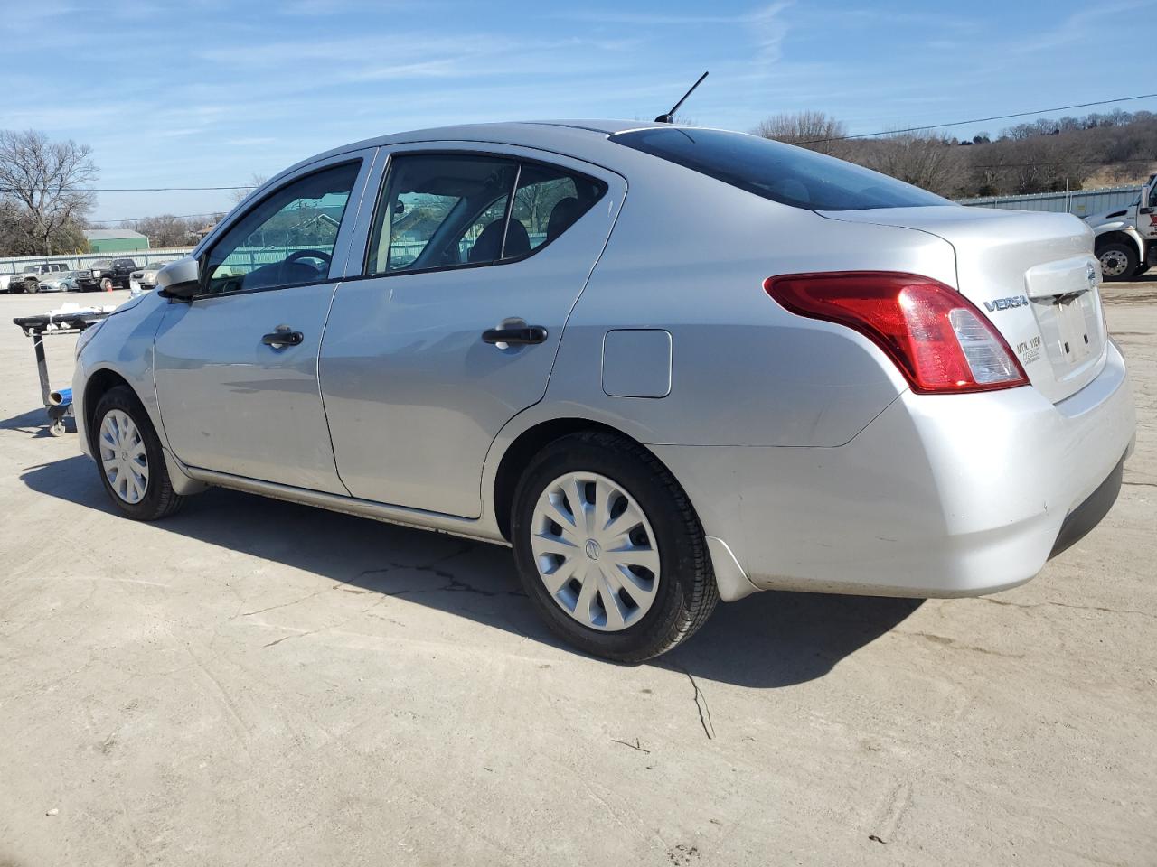 Photo 1 VIN: 3N1CN7AP3KL876475 - NISSAN VERSA 