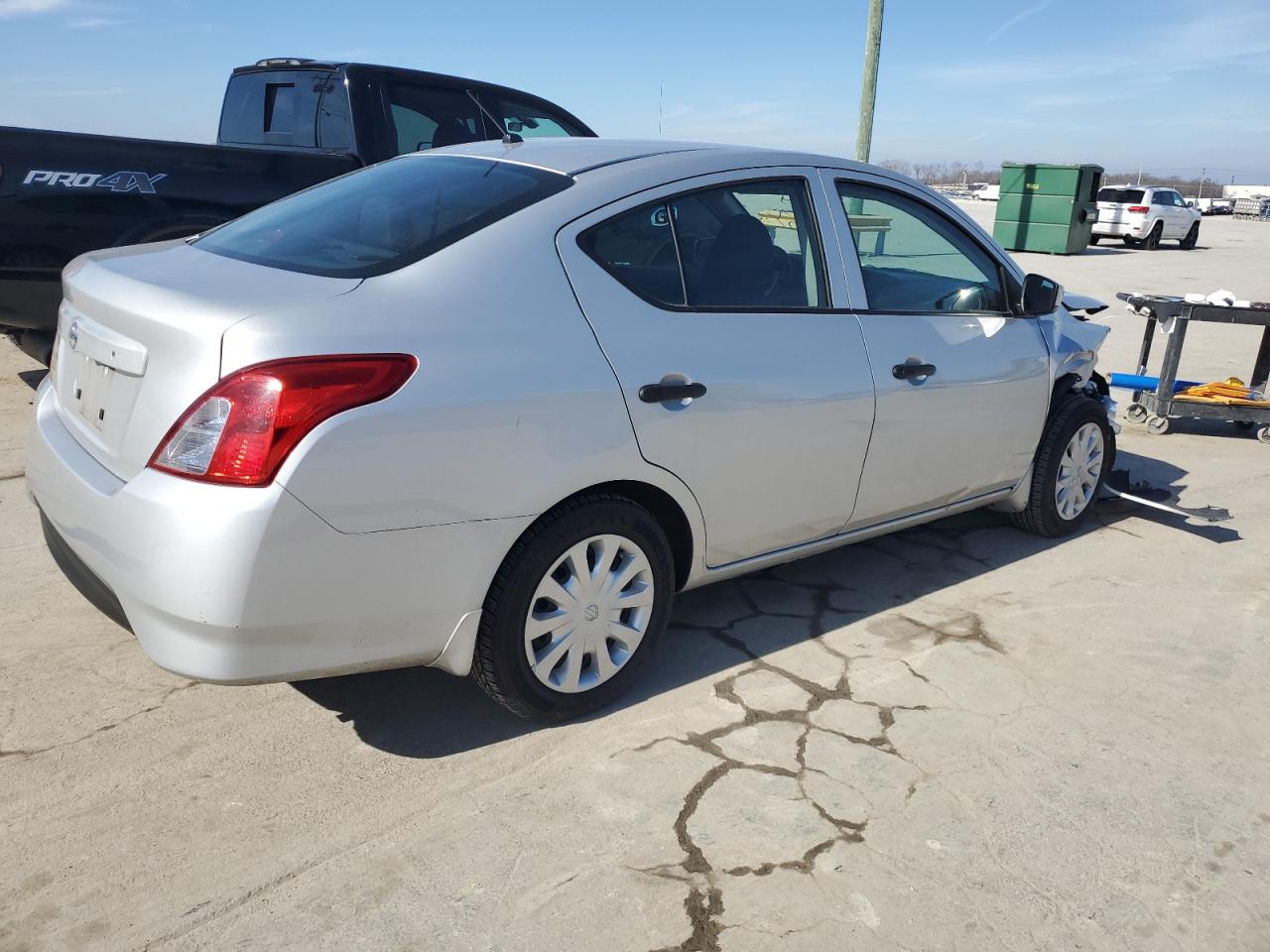 Photo 2 VIN: 3N1CN7AP3KL876475 - NISSAN VERSA 