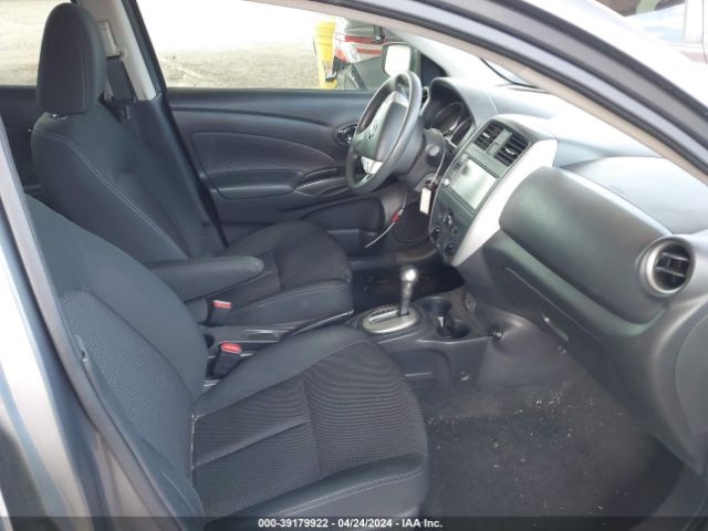 Photo 4 VIN: 3N1CN7AP3KL877965 - NISSAN VERSA 