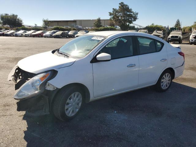 Photo 0 VIN: 3N1CN7AP3KL879909 - NISSAN VERSA S 