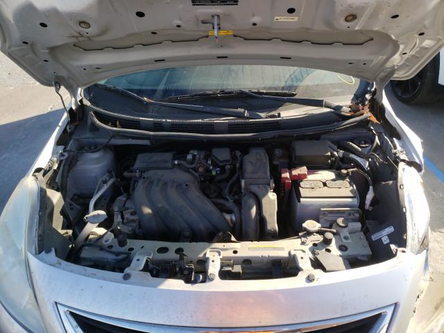 Photo 6 VIN: 3N1CN7AP4CL860335 - NISSAN VERSA S 