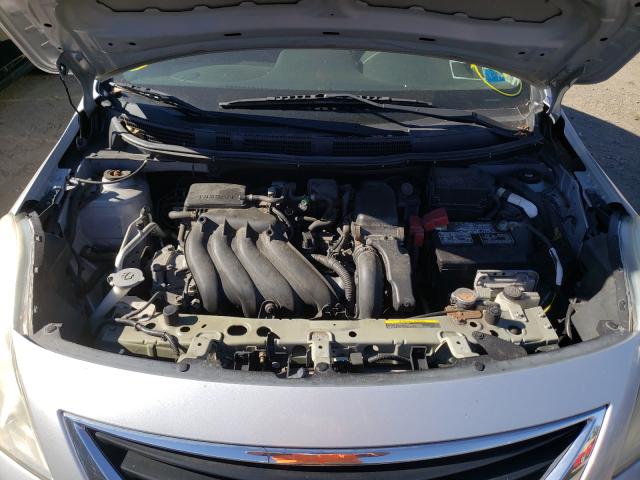 Photo 6 VIN: 3N1CN7AP4CL880505 - NISSAN VERSA 