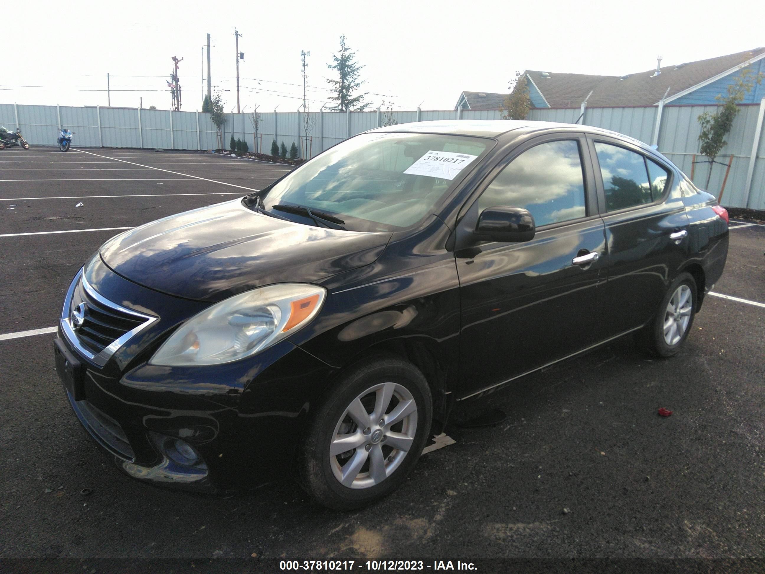 Photo 1 VIN: 3N1CN7AP4CL938032 - NISSAN VERSA 