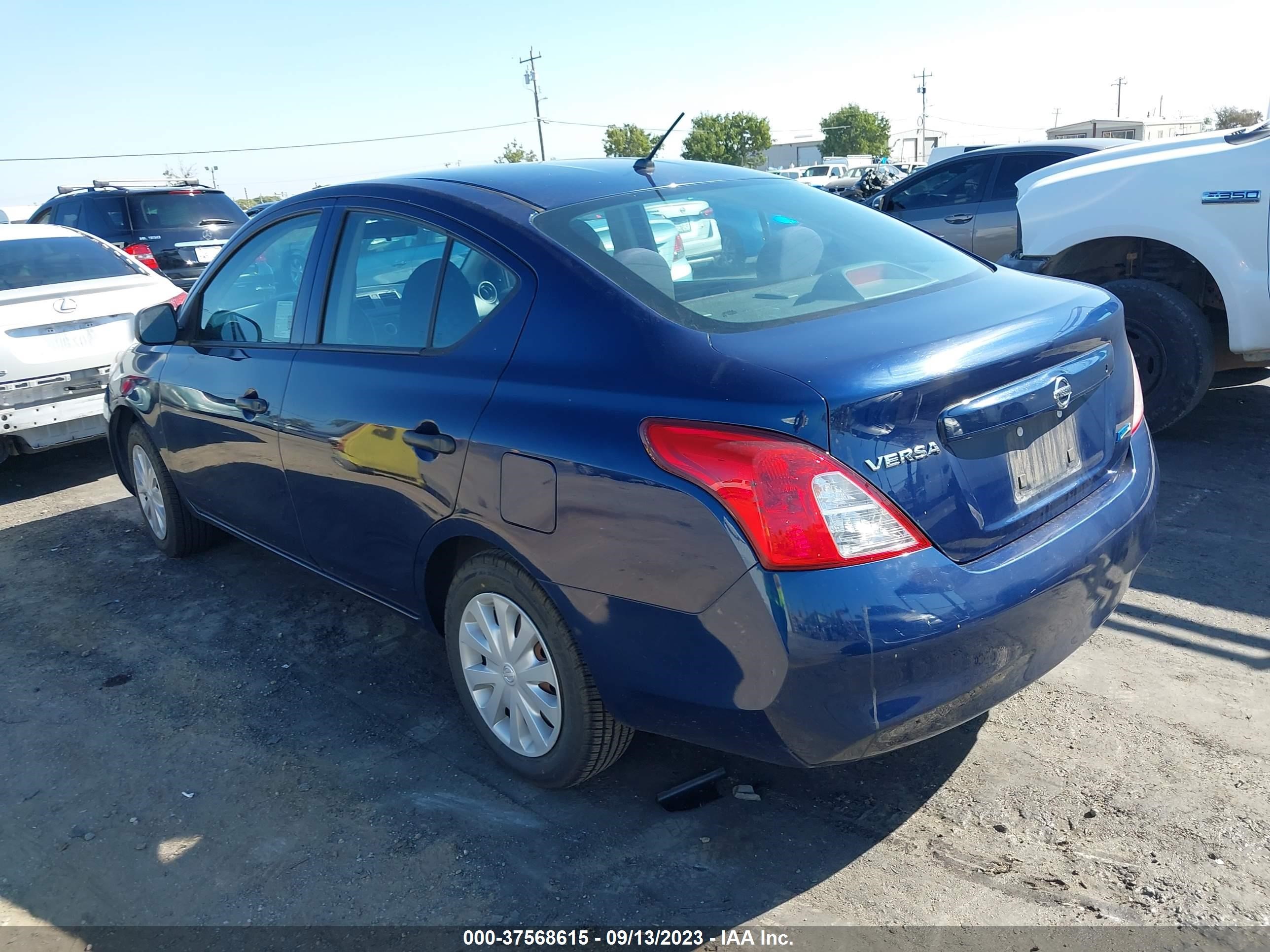 Photo 2 VIN: 3N1CN7AP4DL867626 - NISSAN VERSA 