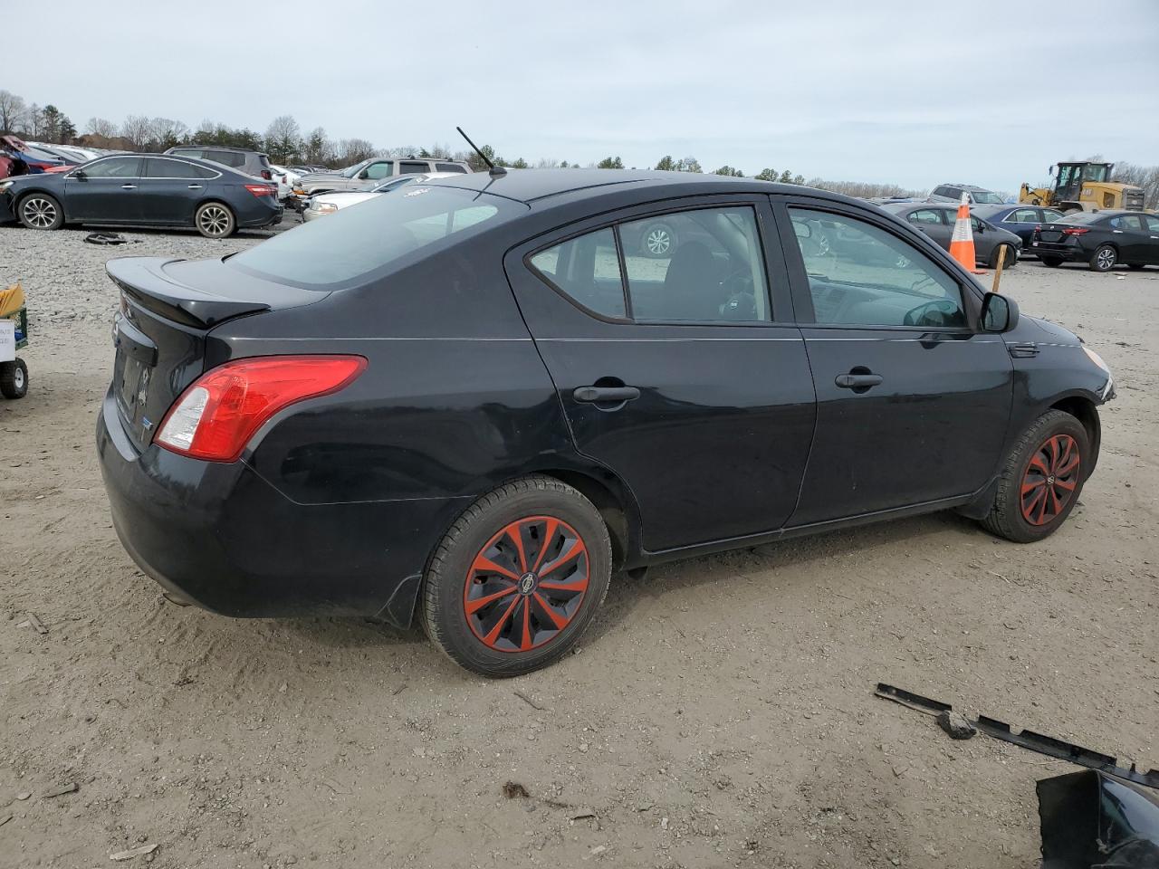 Photo 2 VIN: 3N1CN7AP4DL892722 - NISSAN VERSA 