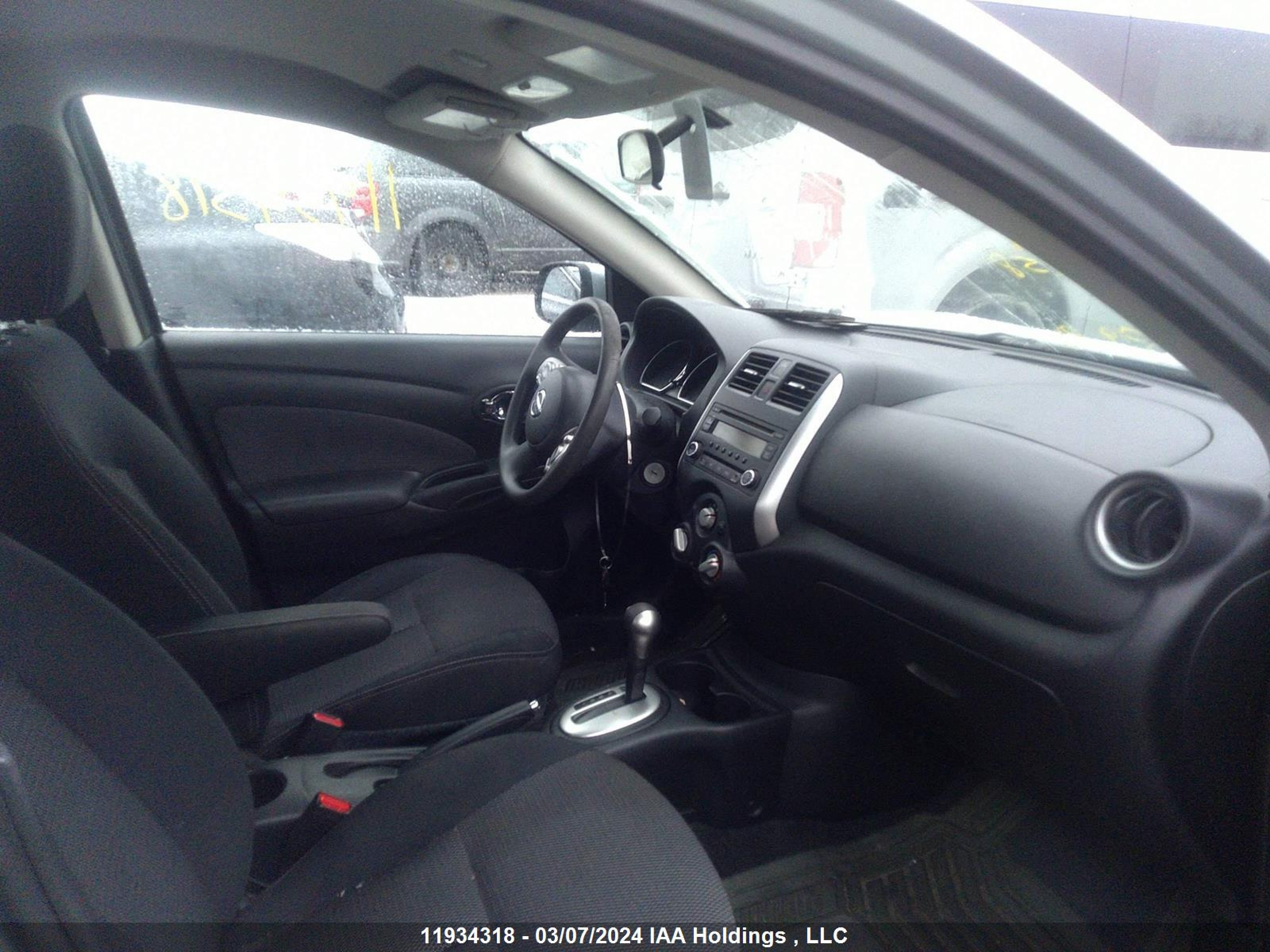 Photo 4 VIN: 3N1CN7AP4EL846258 - NISSAN VERSA 