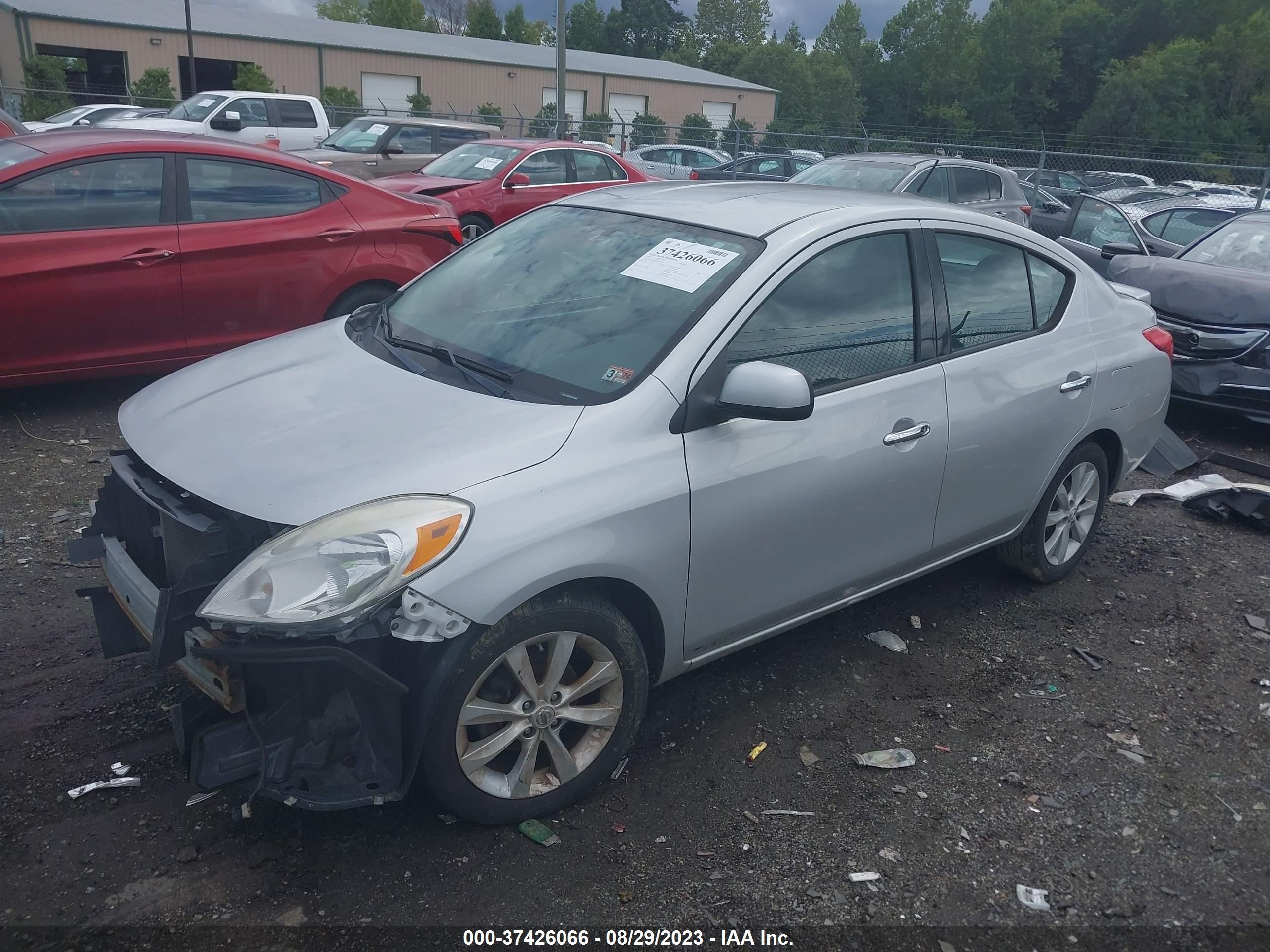 Photo 1 VIN: 3N1CN7AP4EL854828 - NISSAN VERSA 