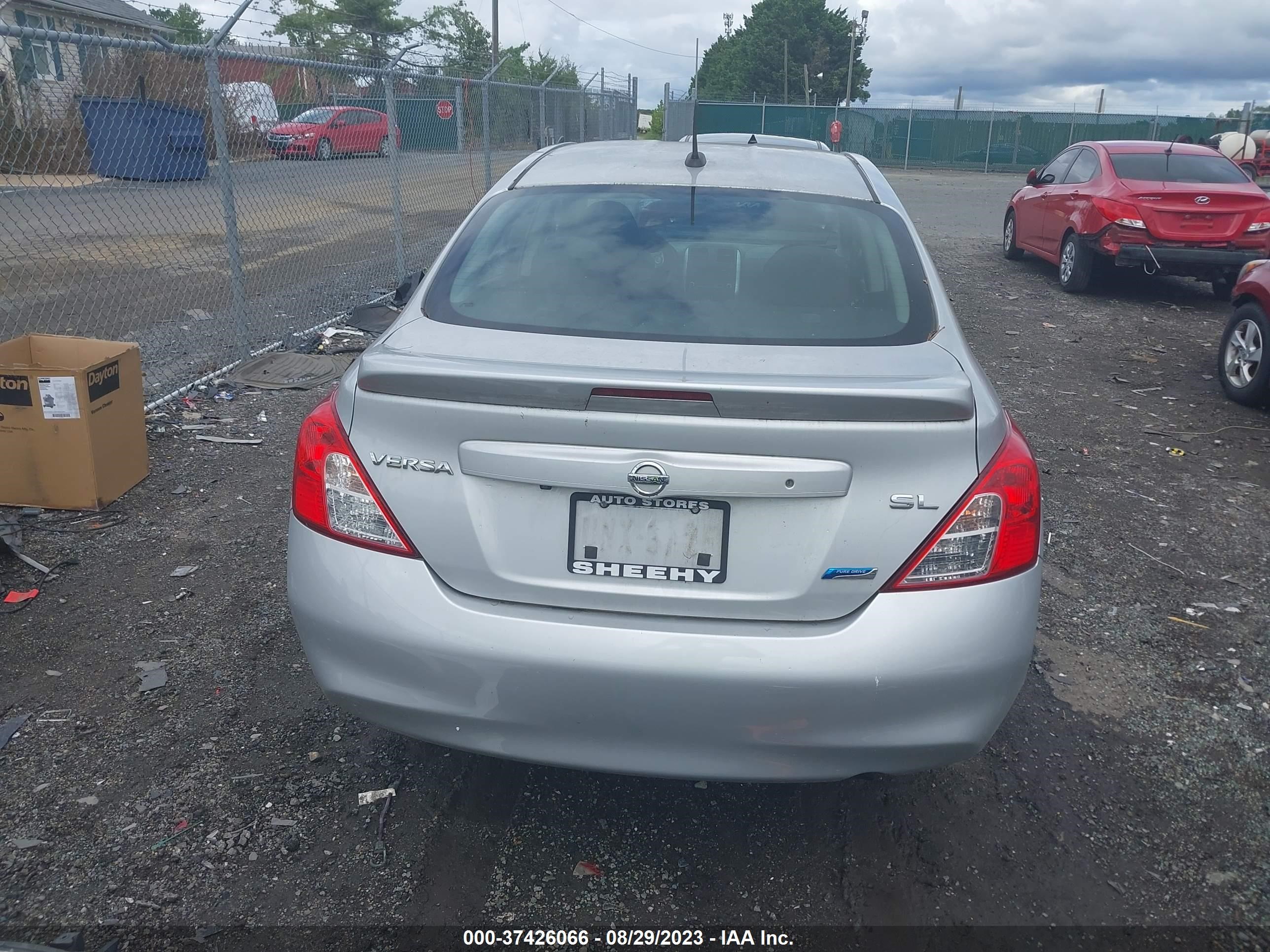 Photo 16 VIN: 3N1CN7AP4EL854828 - NISSAN VERSA 