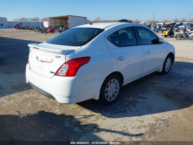 Photo 3 VIN: 3N1CN7AP4FL872912 - NISSAN VERSA 