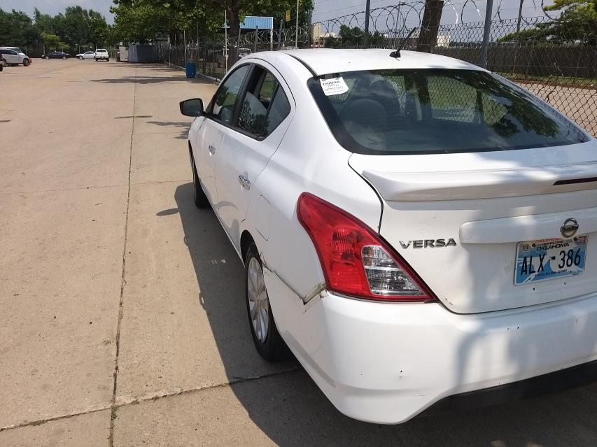 Photo 2 VIN: 3N1CN7AP4FL900515 - NISSAN VERSA S 