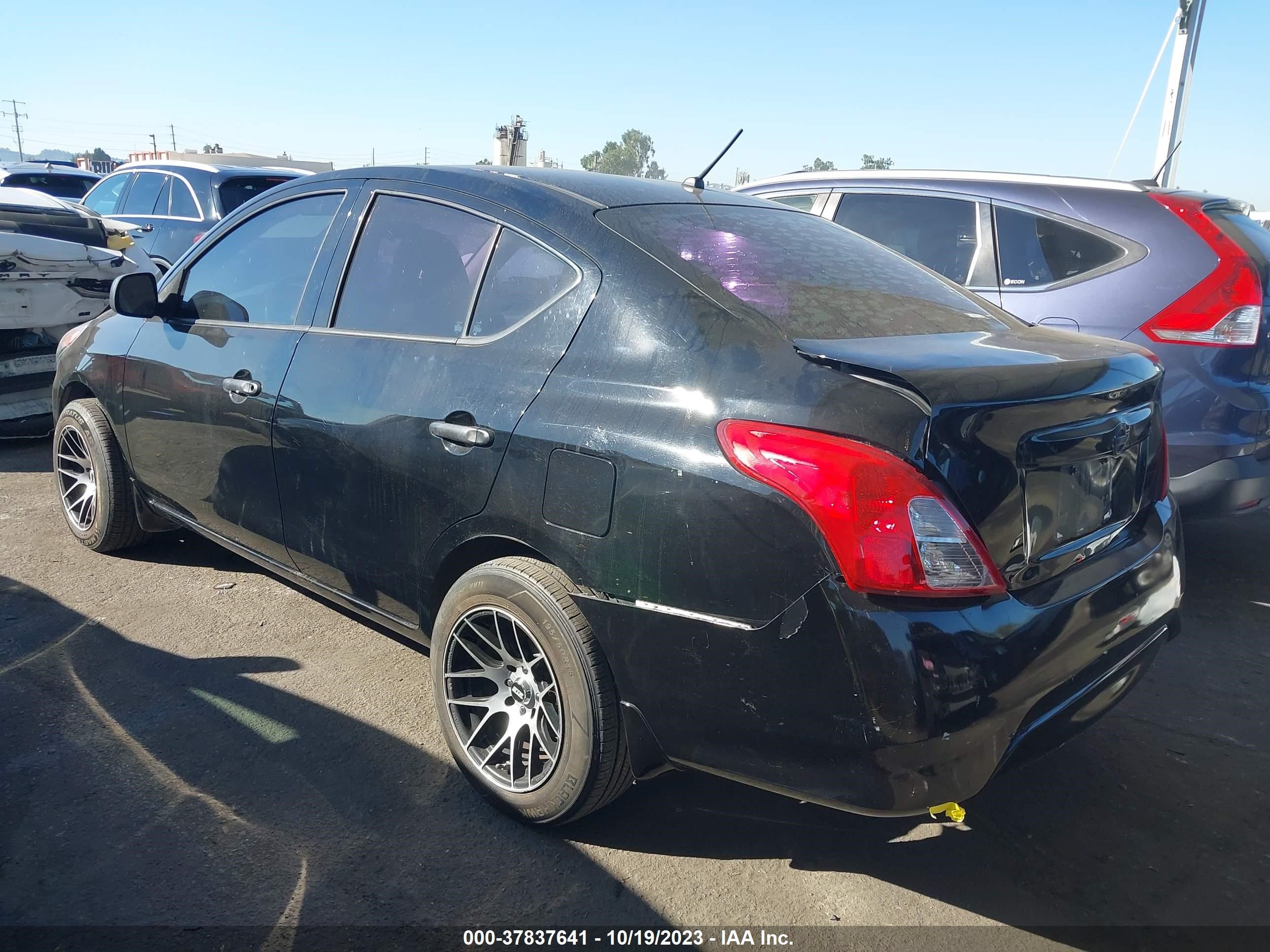 Photo 2 VIN: 3N1CN7AP4FL948712 - NISSAN VERSA 