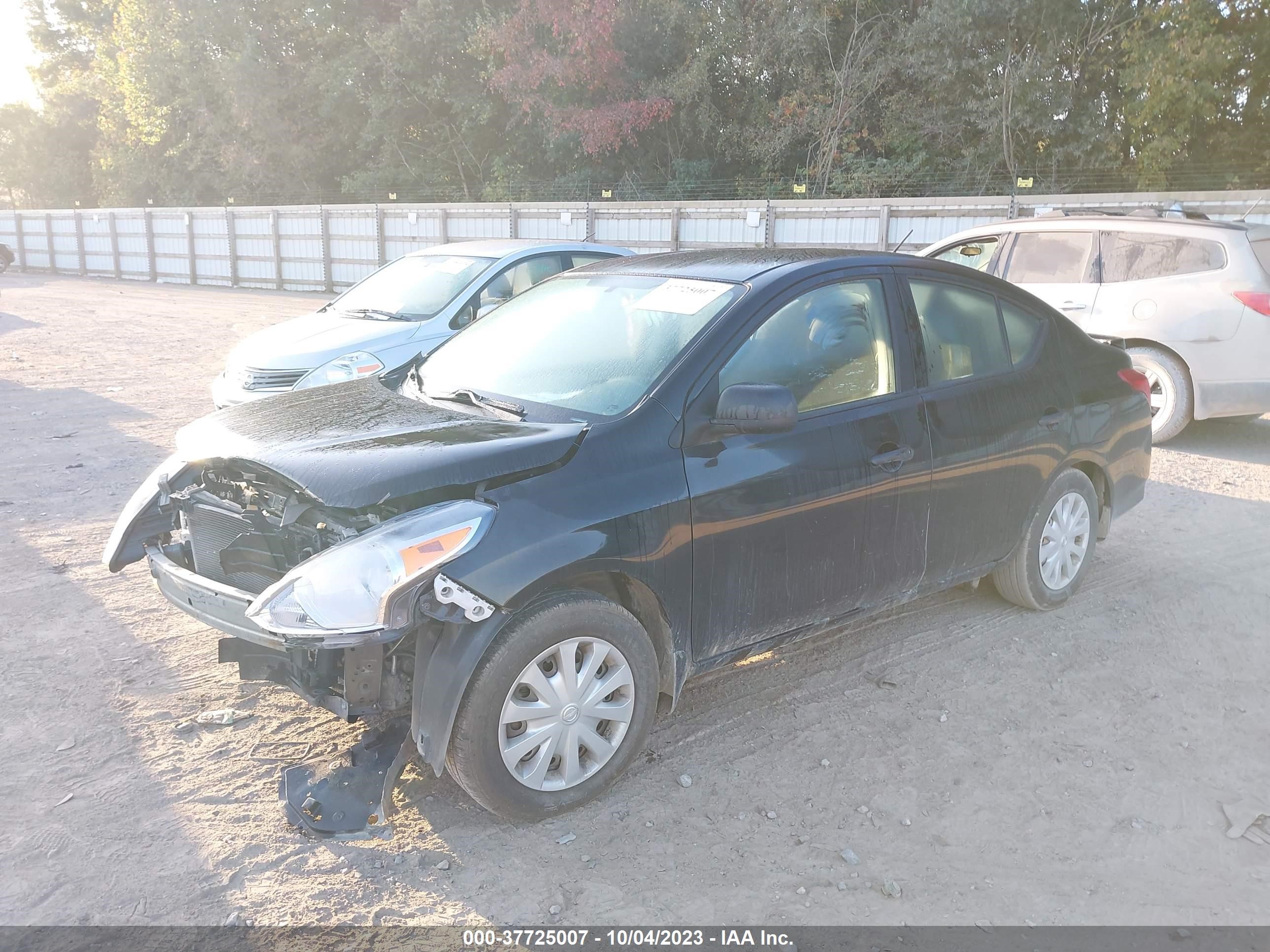 Photo 1 VIN: 3N1CN7AP4FL951898 - NISSAN VERSA 