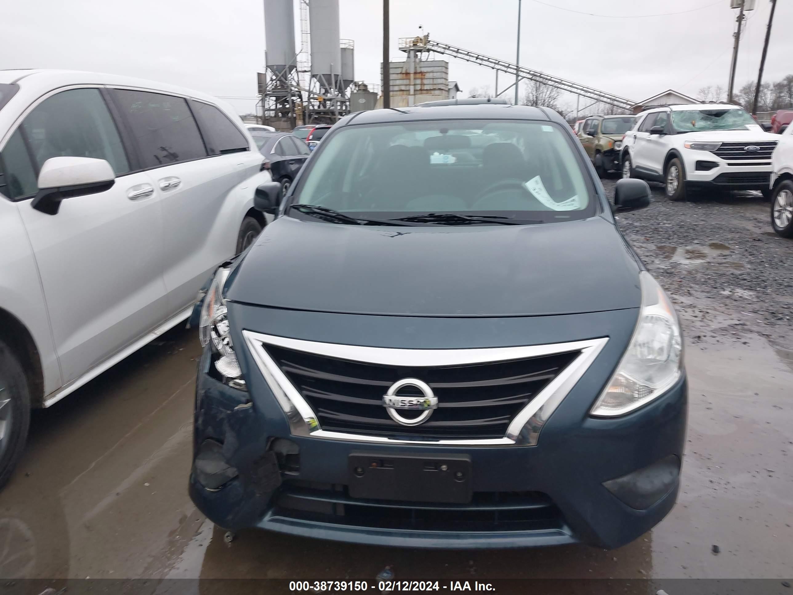 Photo 11 VIN: 3N1CN7AP4FL954459 - NISSAN VERSA 