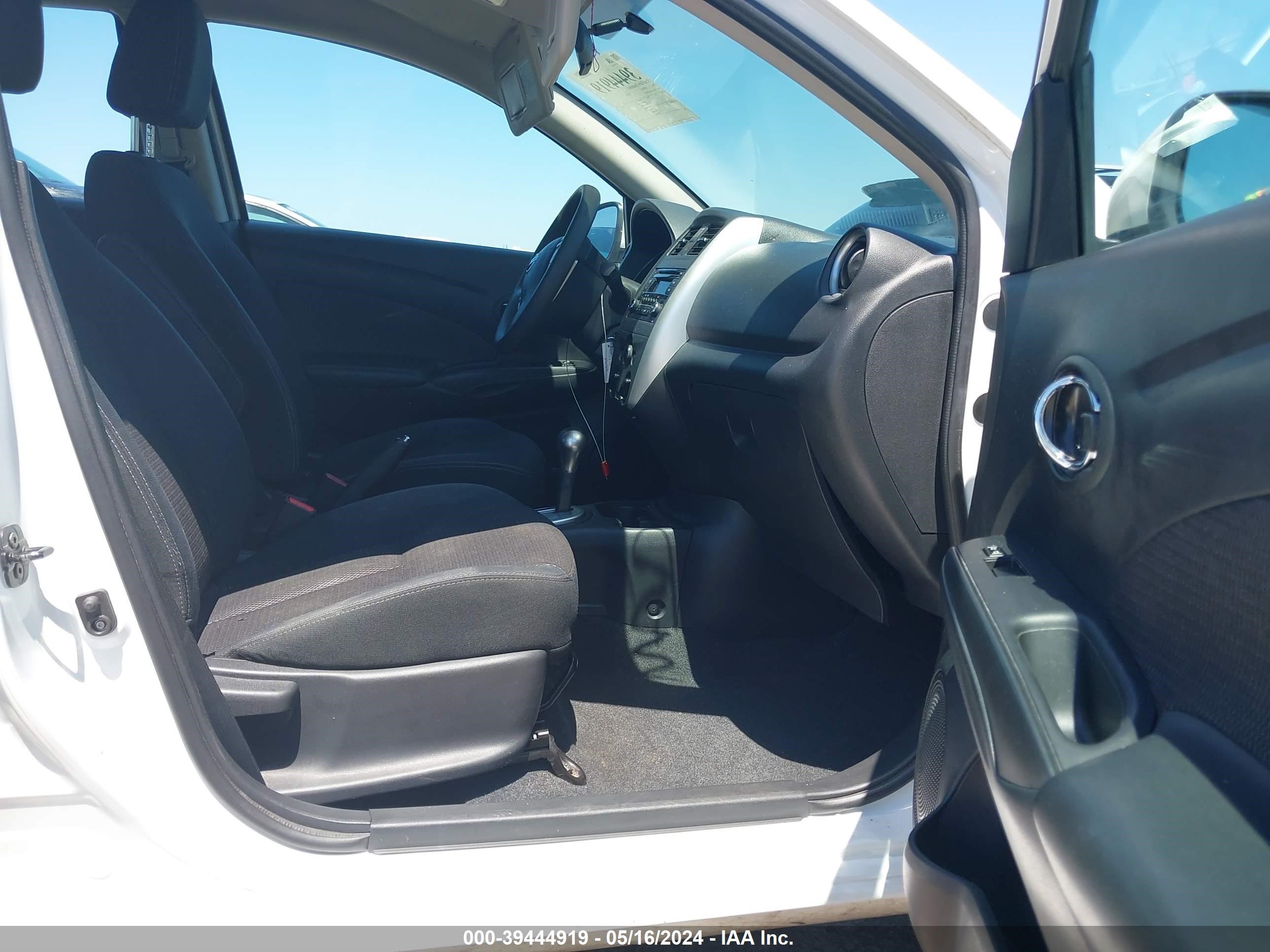 Photo 4 VIN: 3N1CN7AP4GL809309 - NISSAN VERSA 