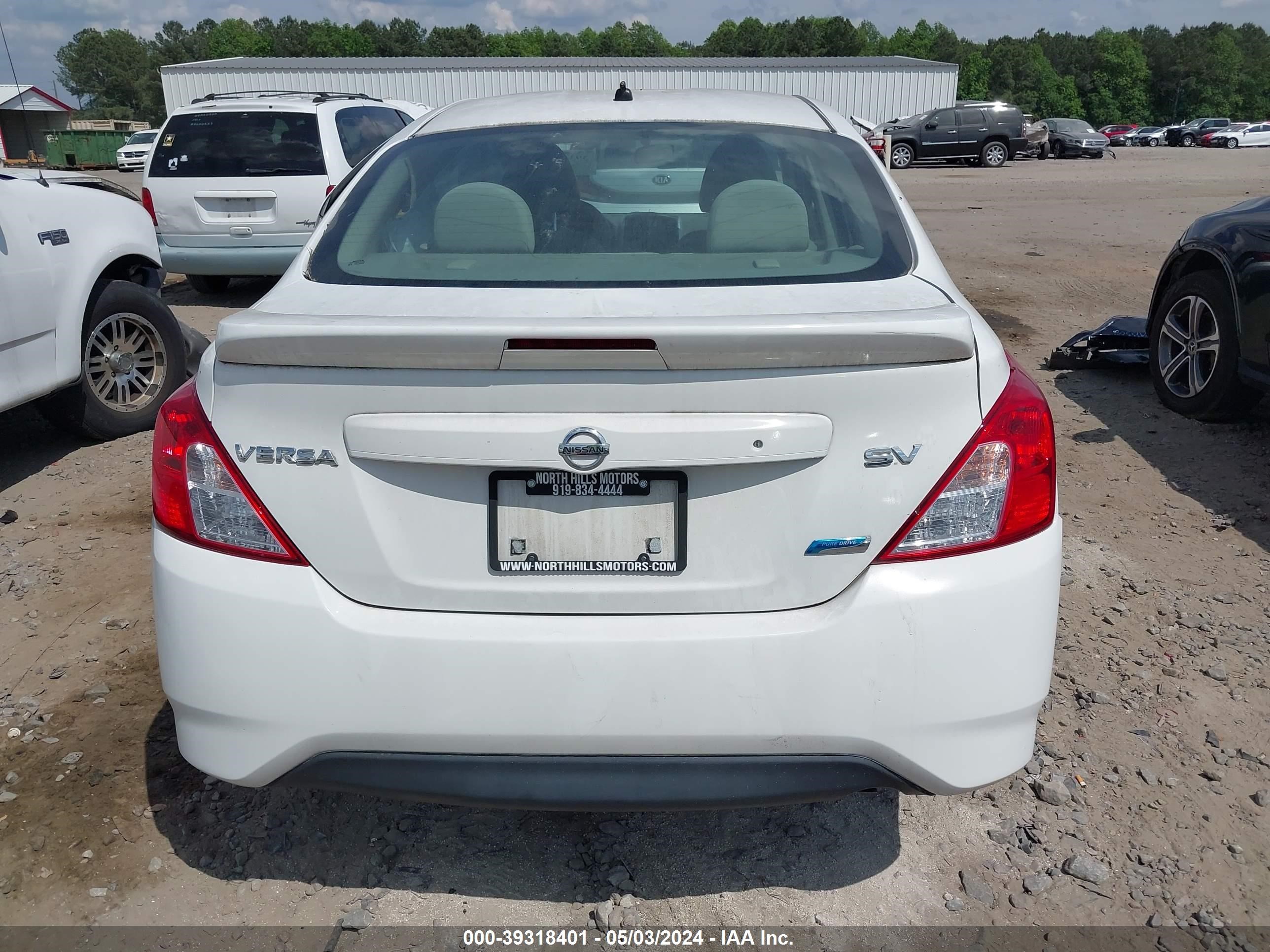 Photo 15 VIN: 3N1CN7AP4GL860373 - NISSAN VERSA 