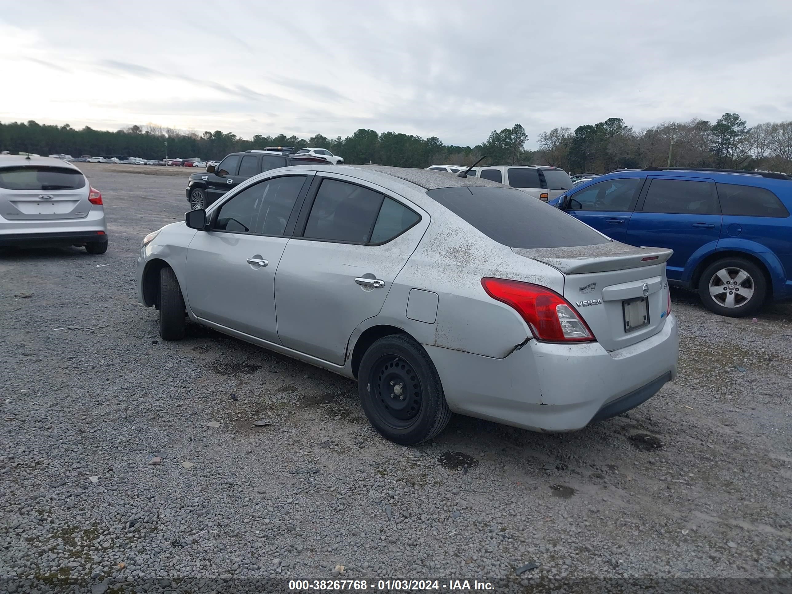 Photo 2 VIN: 3N1CN7AP4GL866920 - NISSAN VERSA 