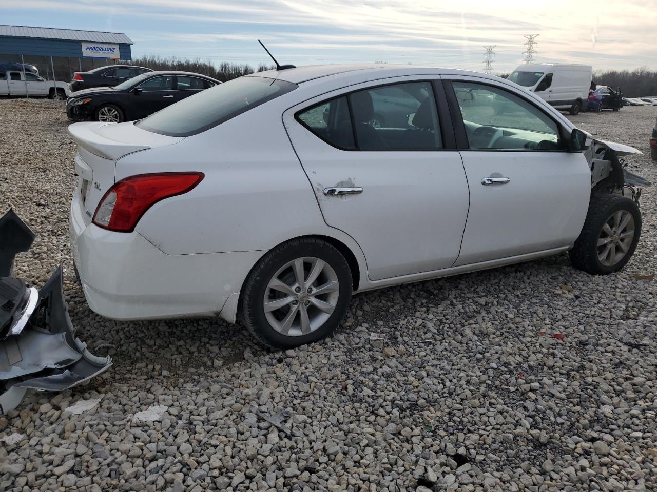 Photo 2 VIN: 3N1CN7AP4GL893390 - NISSAN VERSA 