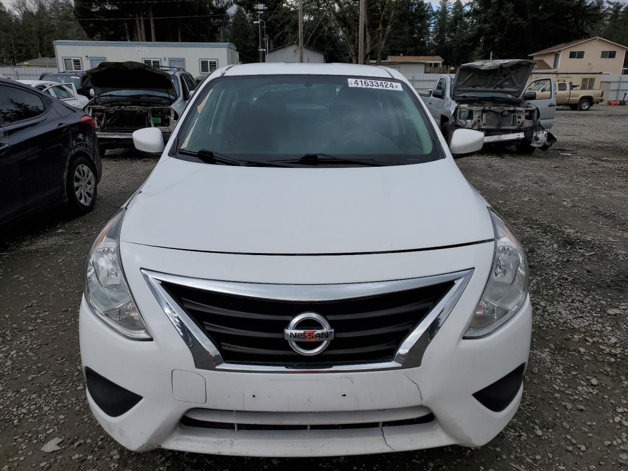 Photo 4 VIN: 3N1CN7AP4HK447974 - NISSAN VERSA 