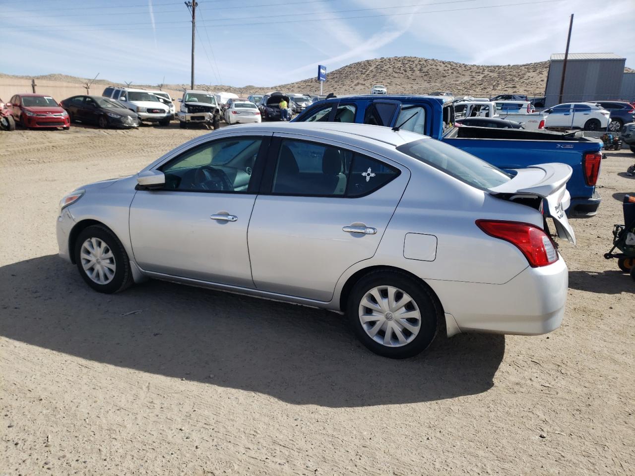 Photo 1 VIN: 3N1CN7AP4HL824037 - NISSAN VERSA 