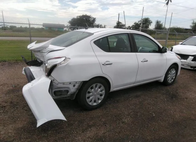 Photo 3 VIN: 3N1CN7AP4HL882858 - NISSAN VERSA SEDAN 