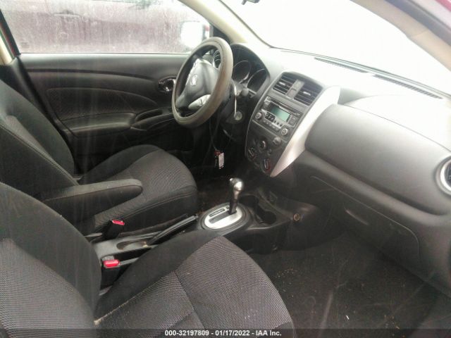 Photo 4 VIN: 3N1CN7AP4JL800598 - NISSAN VERSA SEDAN 