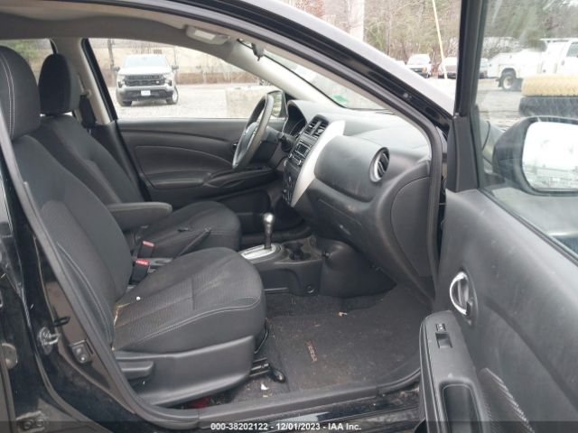 Photo 4 VIN: 3N1CN7AP4JL801928 - NISSAN VERSA 