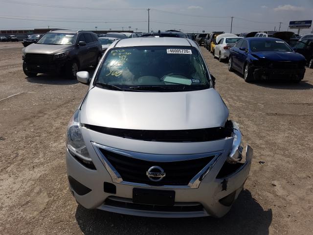 Photo 9 VIN: 3N1CN7AP4JL805039 - NISSAN VERSA S 