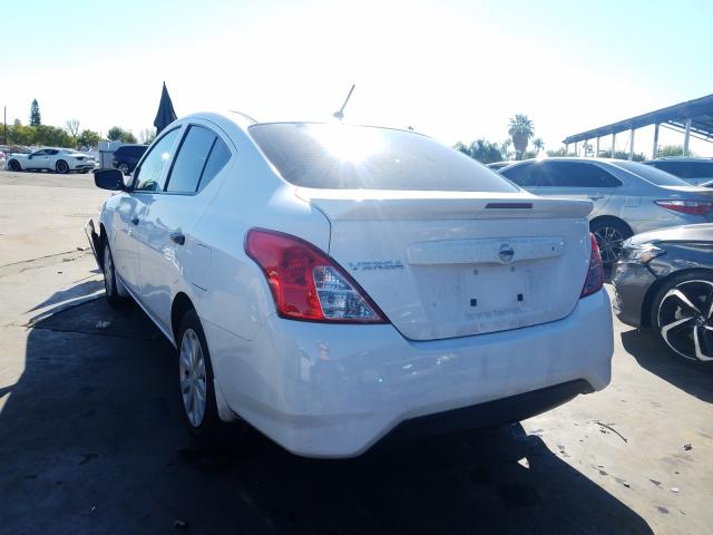 Photo 2 VIN: 3N1CN7AP4JL810225 - NISSAN VERSA S 