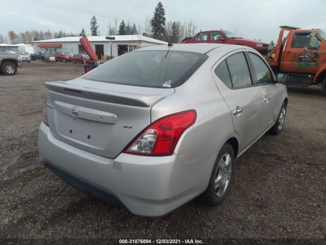 Photo 3 VIN: 3N1CN7AP4JL810600 - NISSAN VERSA SEDAN 