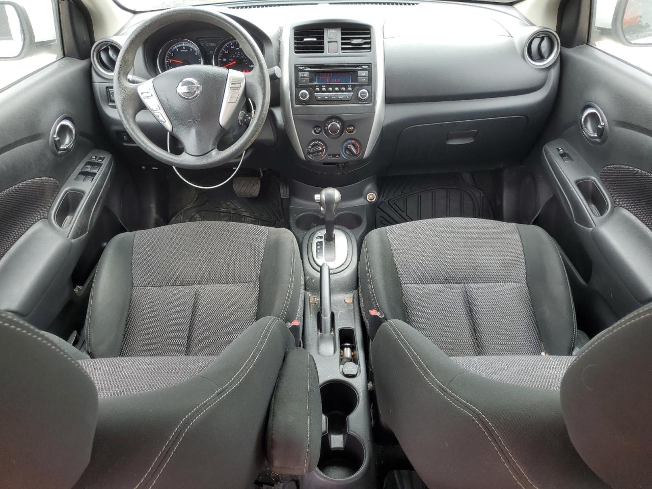 Photo 7 VIN: 3N1CN7AP4JL822617 - NISSAN VERSA 