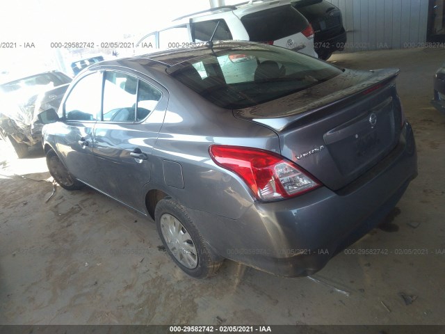 Photo 2 VIN: 3N1CN7AP4JL825257 - NISSAN VERSA SEDAN 