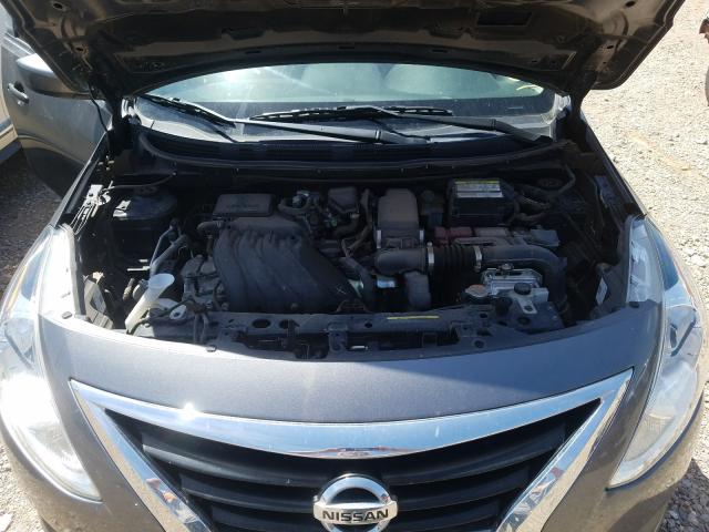 Photo 6 VIN: 3N1CN7AP4JL838123 - NISSAN VERSA S 