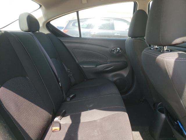 Photo 5 VIN: 3N1CN7AP4JL840910 - NISSAN VERSA S 