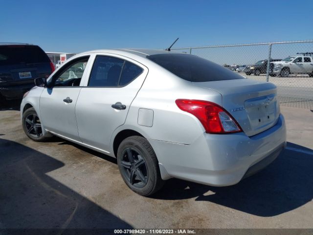 Photo 2 VIN: 3N1CN7AP4JL841586 - NISSAN VERSA SEDAN 