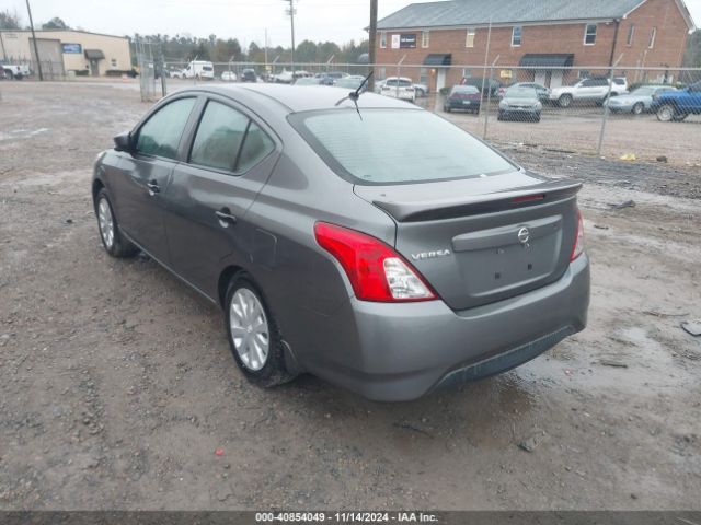 Photo 2 VIN: 3N1CN7AP4JL843399 - NISSAN VERSA 