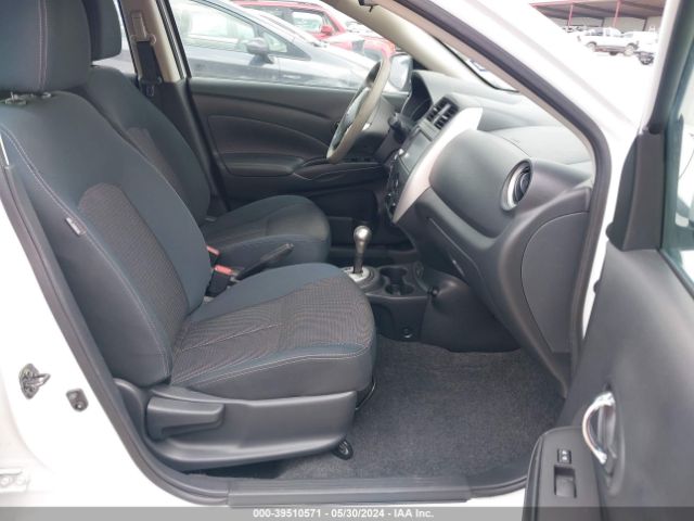 Photo 4 VIN: 3N1CN7AP4KL800392 - NISSAN VERSA 