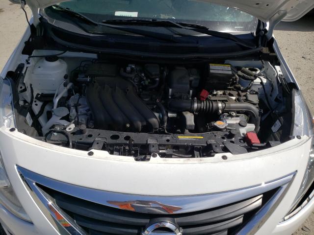 Photo 6 VIN: 3N1CN7AP4KL815619 - NISSAN VERSA S 