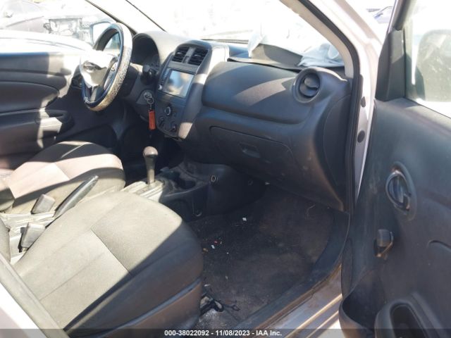 Photo 4 VIN: 3N1CN7AP4KL822506 - NISSAN VERSA 