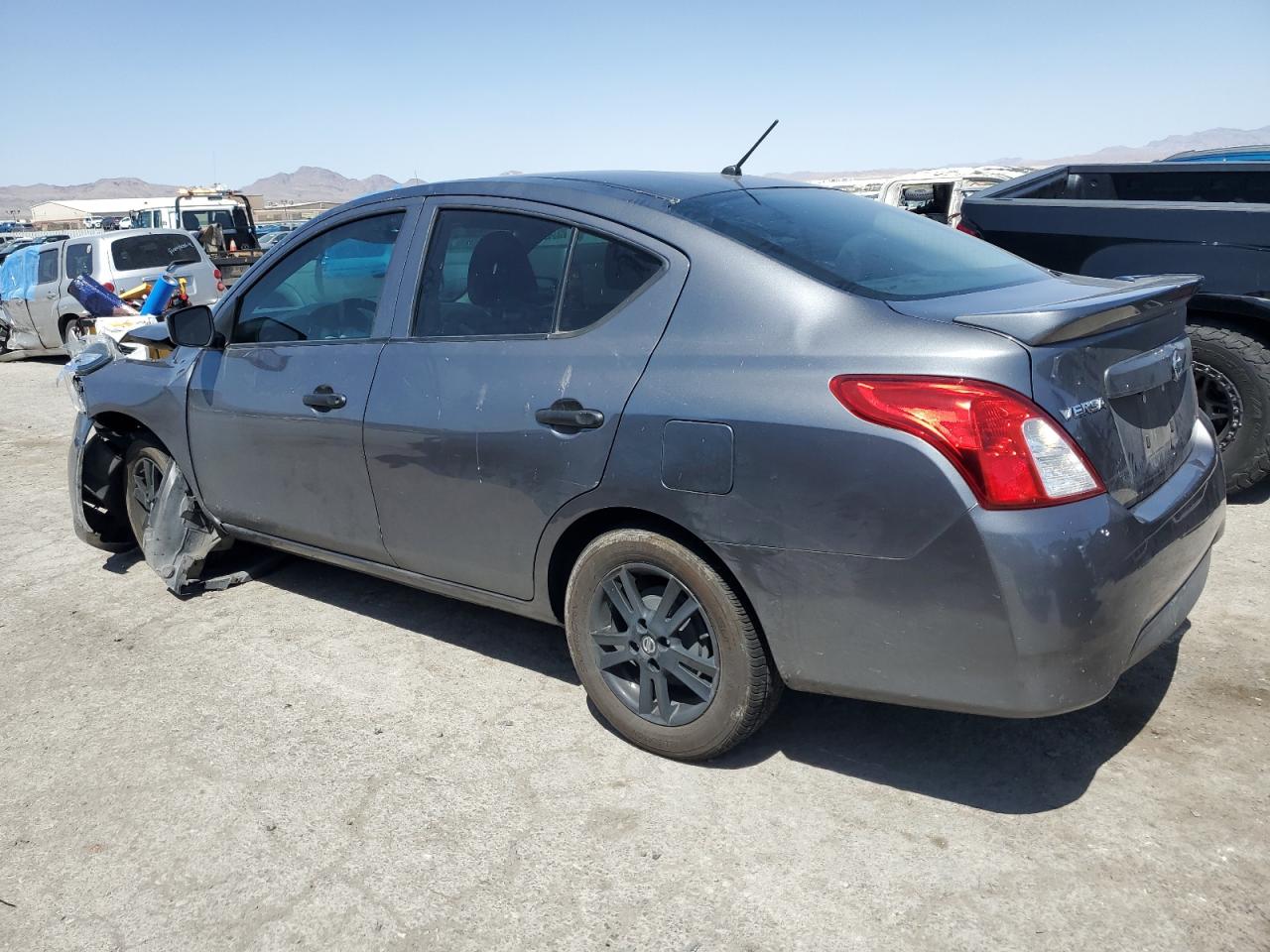 Photo 1 VIN: 3N1CN7AP4KL837992 - NISSAN VERSA 