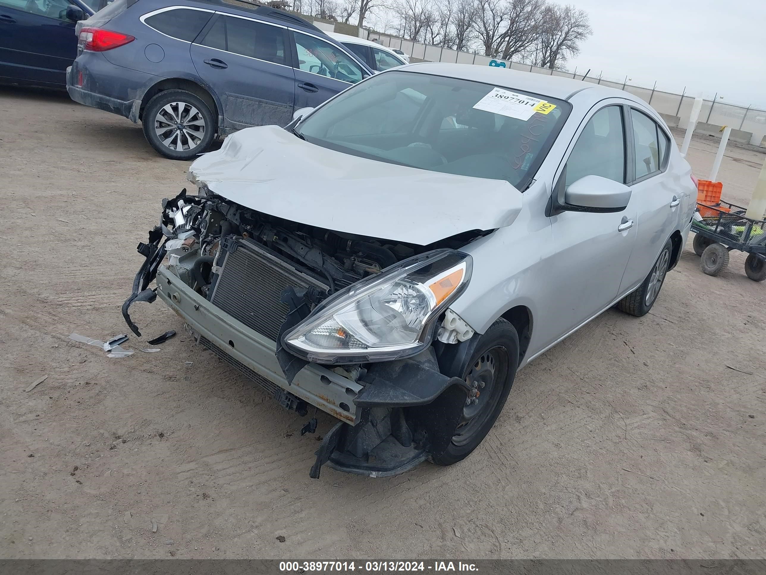 Photo 1 VIN: 3N1CN7AP4KL839225 - NISSAN VERSA 