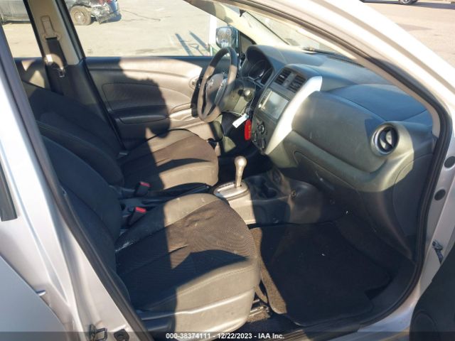 Photo 4 VIN: 3N1CN7AP4KL862763 - NISSAN VERSA 