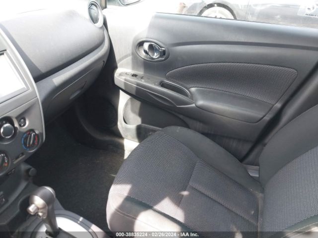 Photo 4 VIN: 3N1CN7AP4KL868627 - NISSAN VERSA 