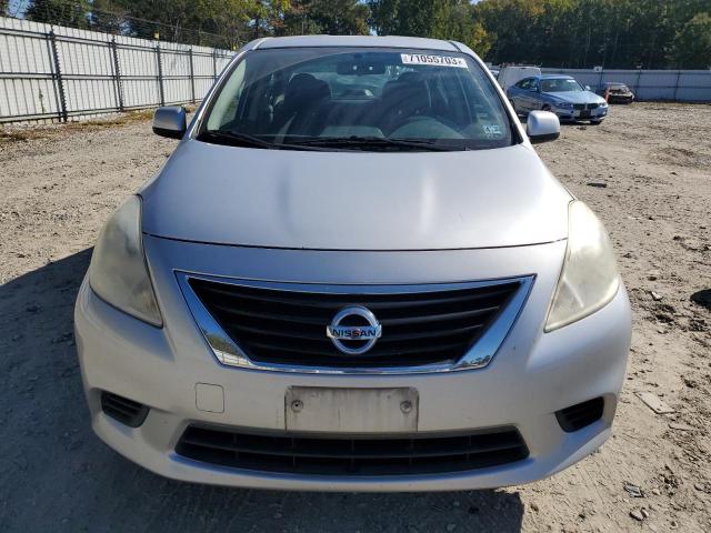 Photo 4 VIN: 3N1CN7AP5CL860909 - NISSAN VERSA 