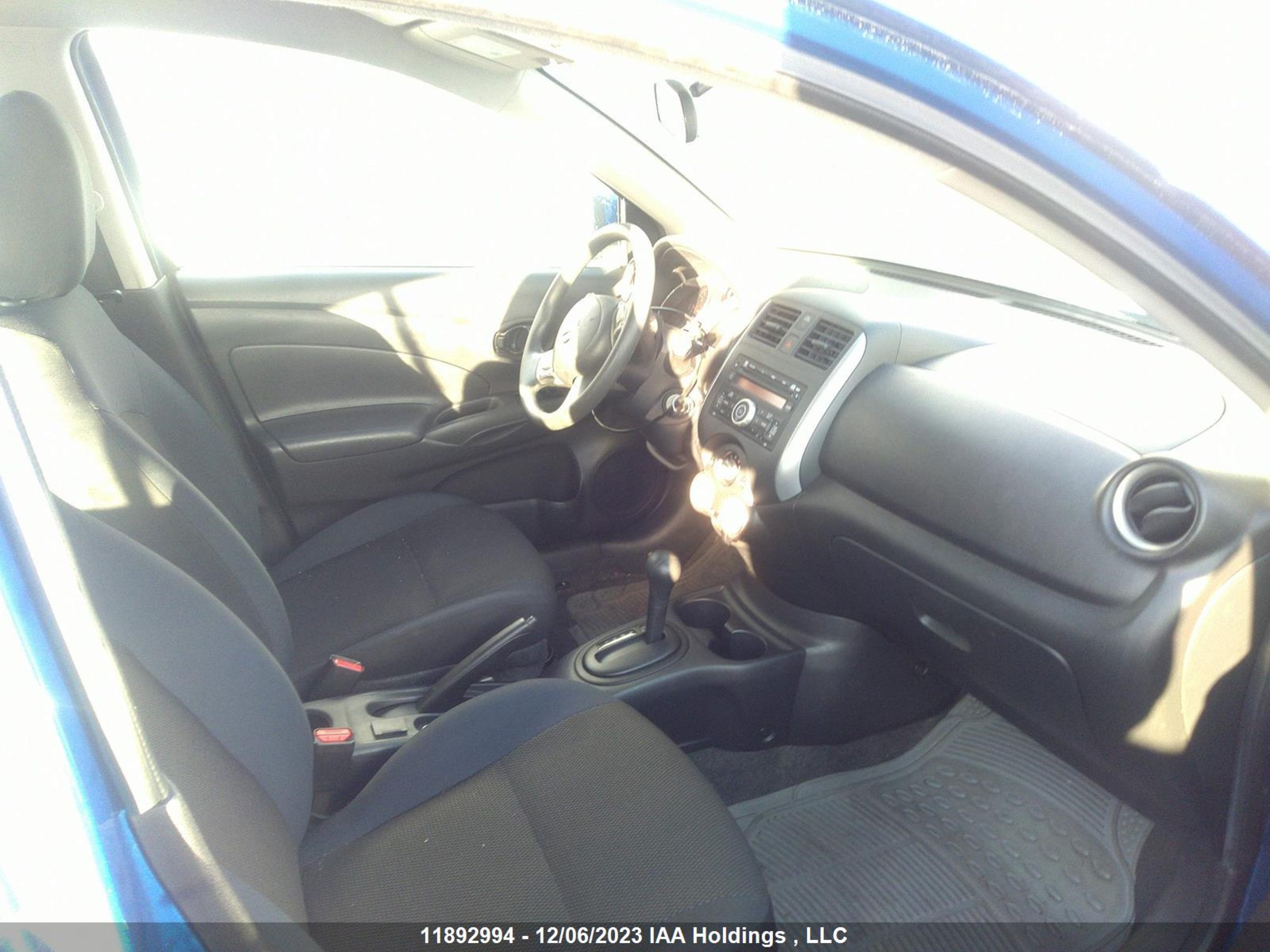 Photo 4 VIN: 3N1CN7AP5CL869593 - NISSAN VERSA 