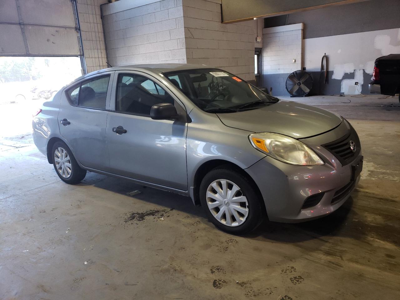 Photo 3 VIN: 3N1CN7AP5CL940131 - NISSAN VERSA 